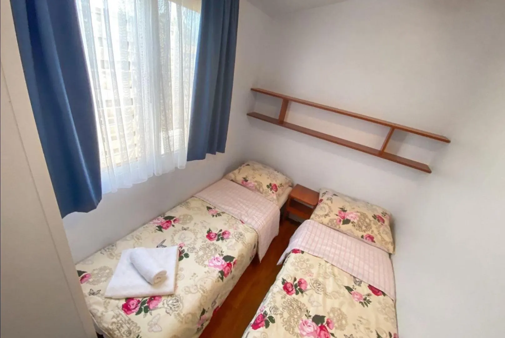 Mobilheim Camping 6 Personen Pool Am Meer Turanj Croacia